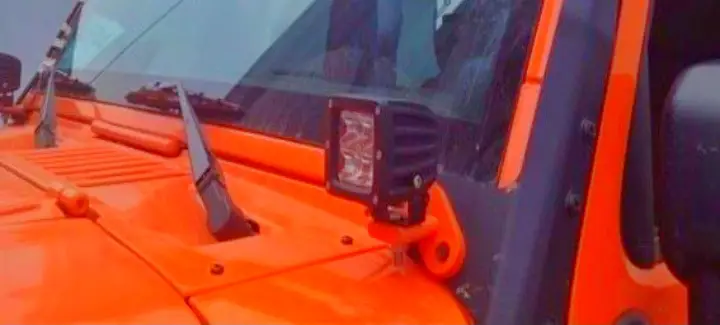 Vertical brackets for LED light bars on wranglers.
