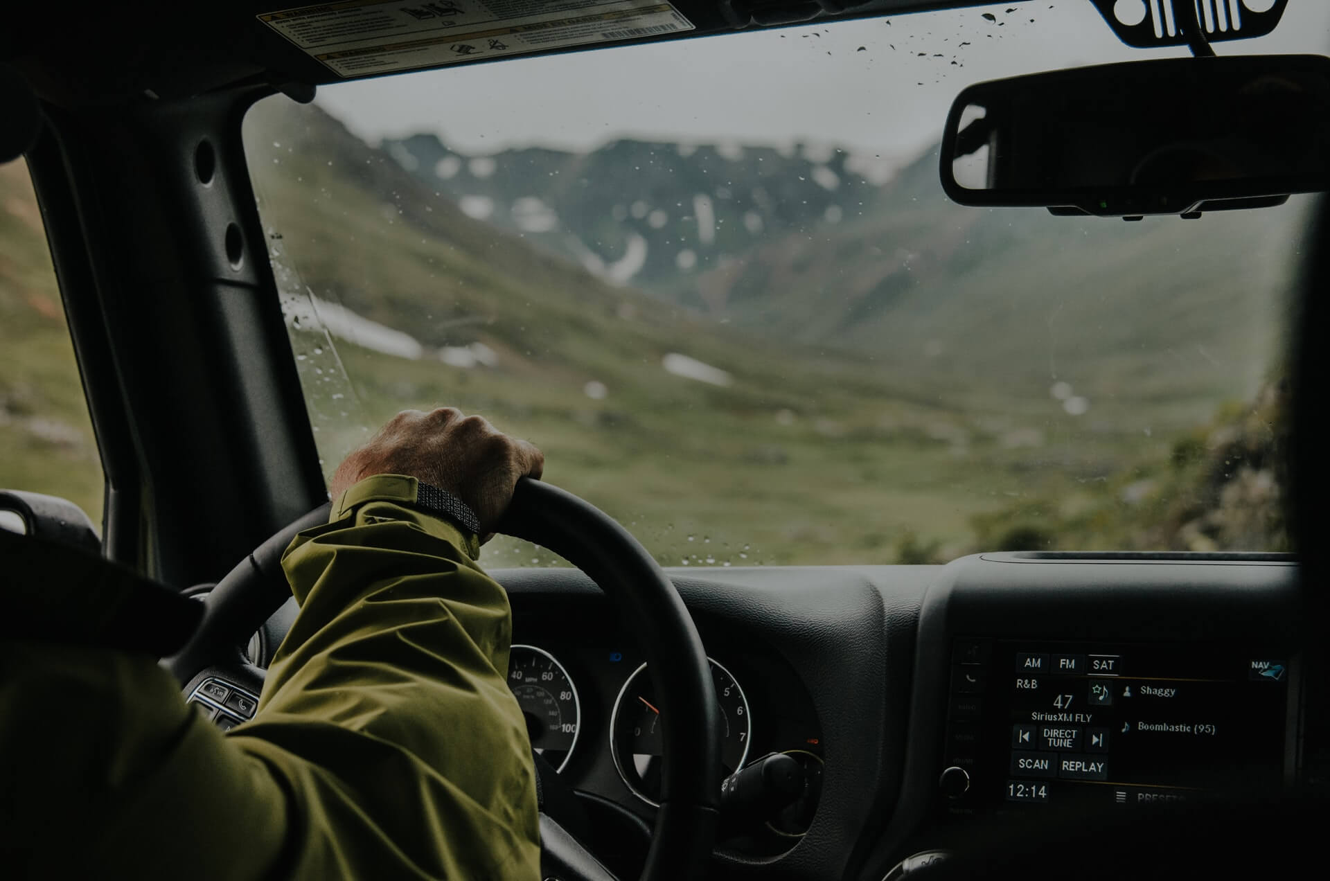 Read more about the article Center diff lock vs Front and Rear diff locks | Which is best for off-roading?